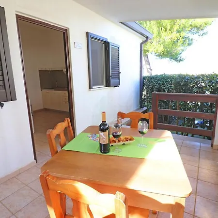 Aparthotel Torre Santo Stefano 3*
